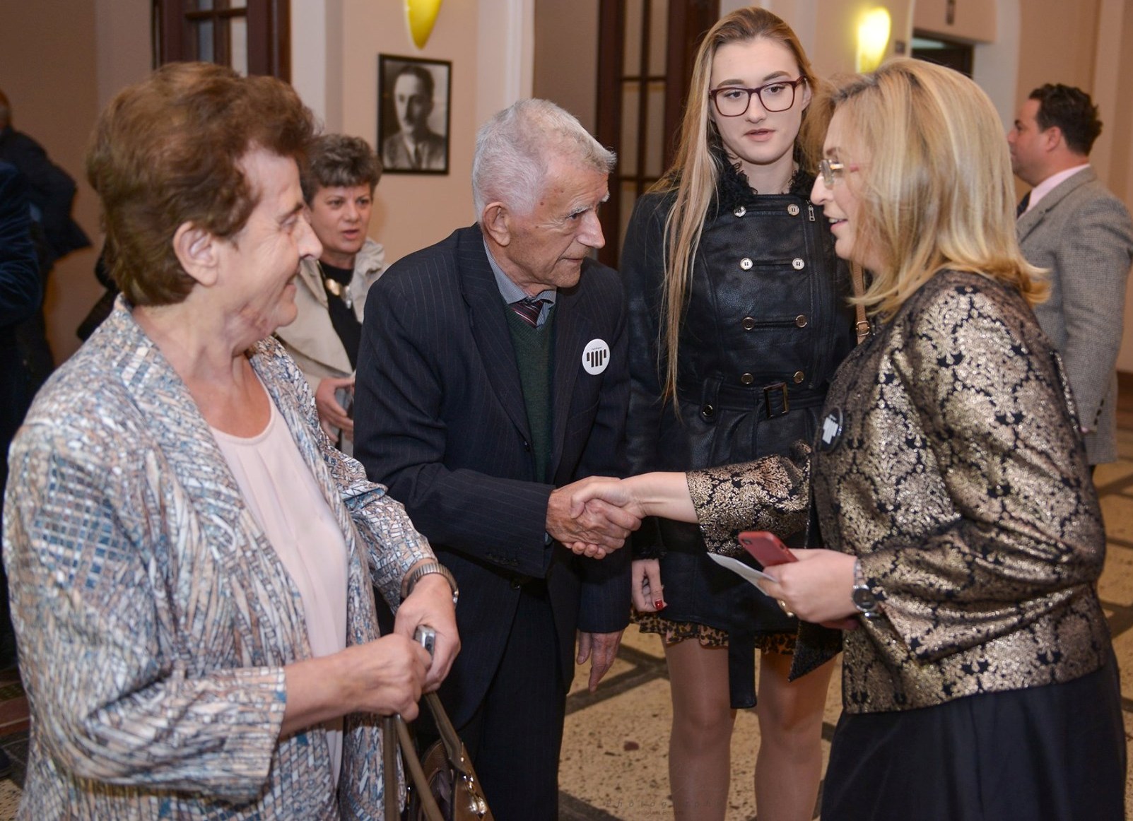 Kirurgia humbi betejën me Covid-19, Voltana Ademi: Shëroi pacientët deri në fund të jetës