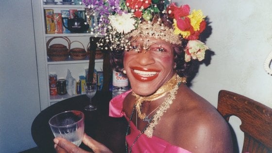 Statuja e hequr e Colombo-s do të zëvendësohet me atë të transgjinores Marsha Johnson