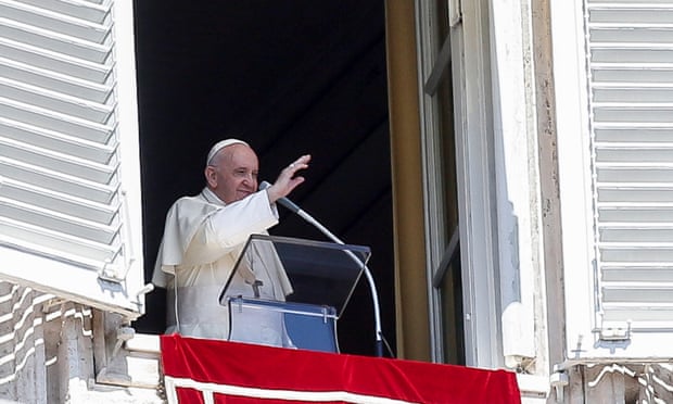 Papa Françesku: Thashethemet, një murtajë më e keqe se Covid-19