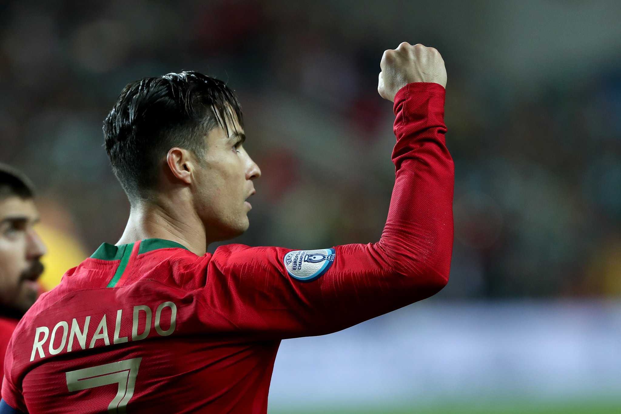 VIDEO/ Ronaldo fantastik, shënon një tjetër supergol për Portugalinë!