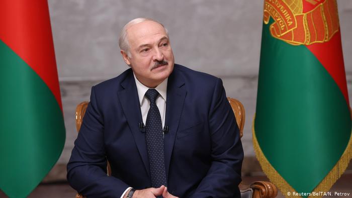 “Dorëzohet” Lukashenko: Kam ndenjur gjatë në pushtet, nuk përjashtoj zgjedhjet e parakohshme