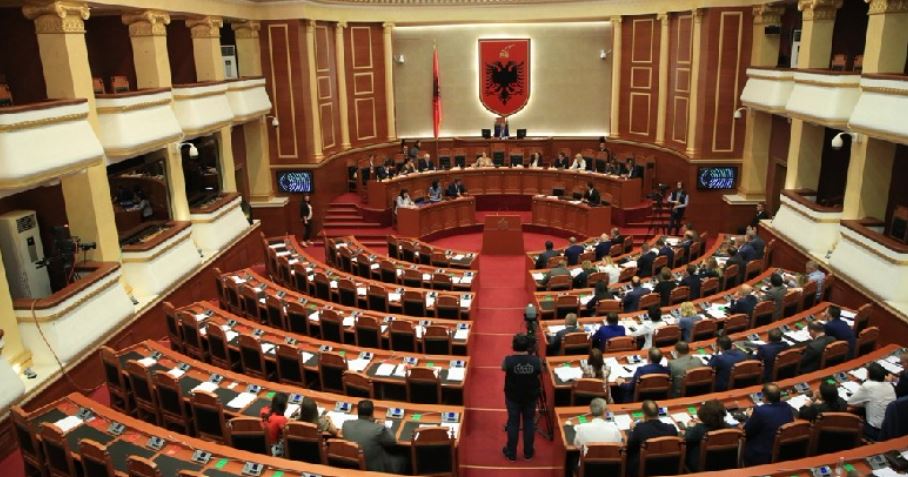 Electoral Code changes, parliamentary session is postponed