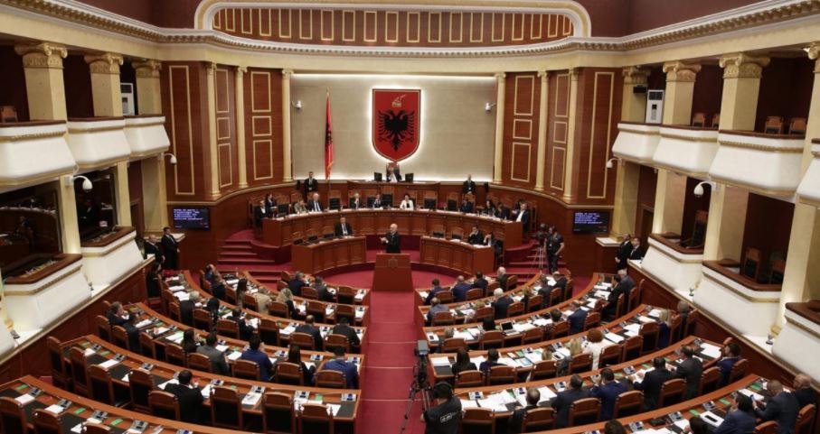 The Assembly begins, the approval of the Special Commission for the selection of candidates for the new CEC is expected