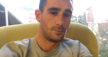 Vrau shoferin e furgonit me thikë në zemër, Arbër Kote nuk pranohet në burgun e Durrësit