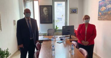 Ambasadori britanik takon Hajnajn: Krijimi i BKH-së lajm i keq për ata që mburren para ligjit