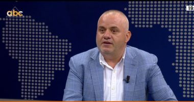 Artan Hoxha zbulon “kleçkën” e shkarkimit të zv.komandantit të Gardës