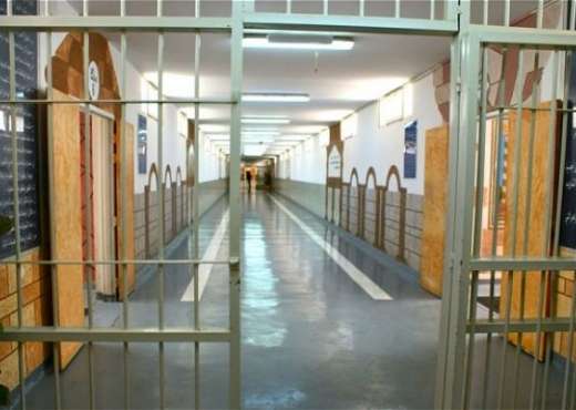 Katër të dënuar në burgun e Fushë-Krujës pozitivë për Covid-19, dy prej tyre në spital