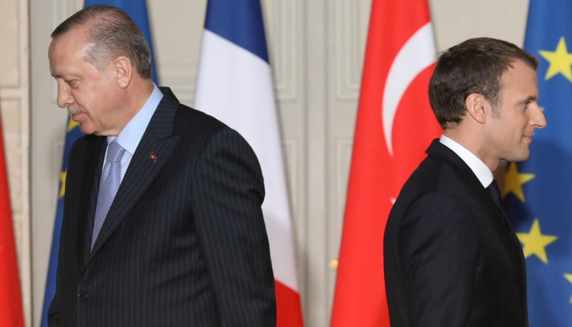 Erdogan dhe Macron e kthejnë personale: Sherr i madh në distancë mes liderëve