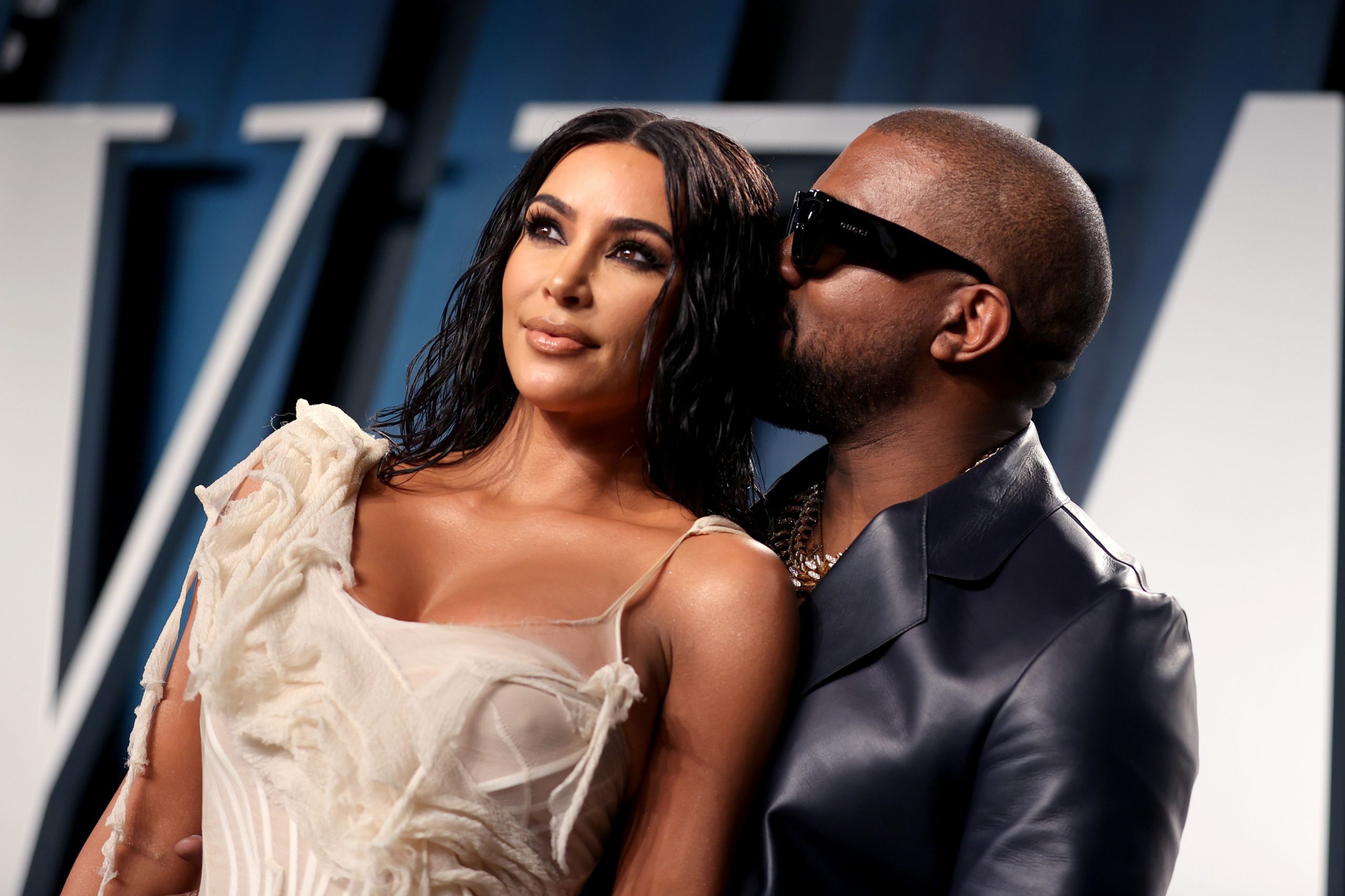 Kim Kardashian i jep fund spekulimeve për ndarje, “arratiset” me Kanye West