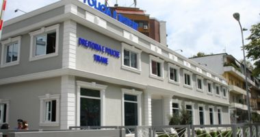 Shoqërimi i ish-deputetit Kastriot Islami, reagon policia: Na fyeu me fjalor të ulët