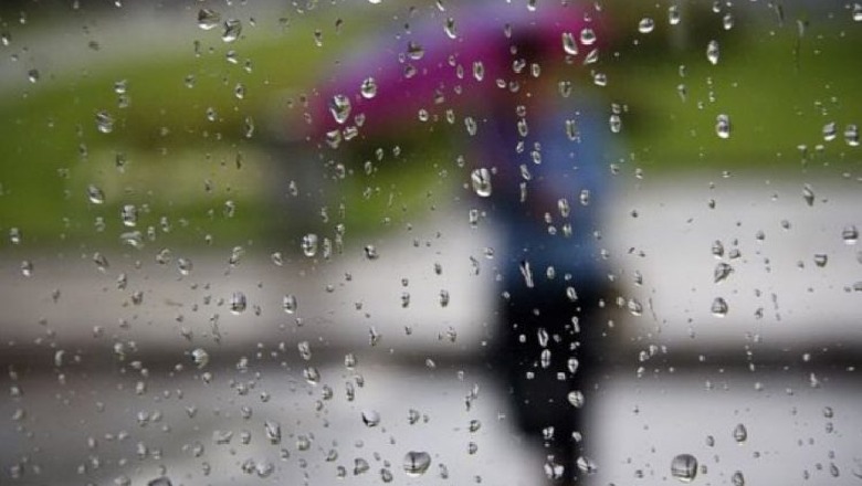 Vranësira dhe shira gjatë paradites, mësoni si do të ndryshojnë temperaturat