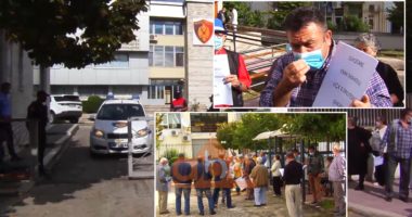 Banorët e Nivicës, protestë pranë Gjykatës Administrative për tokat e zaptuara në Kakome