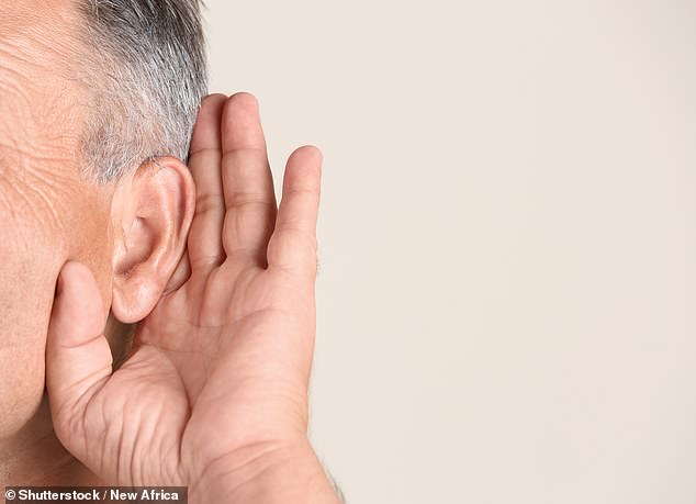 Covid-19 shkakton humbje të dëgjimit, shënohet rasti i parë në Britani