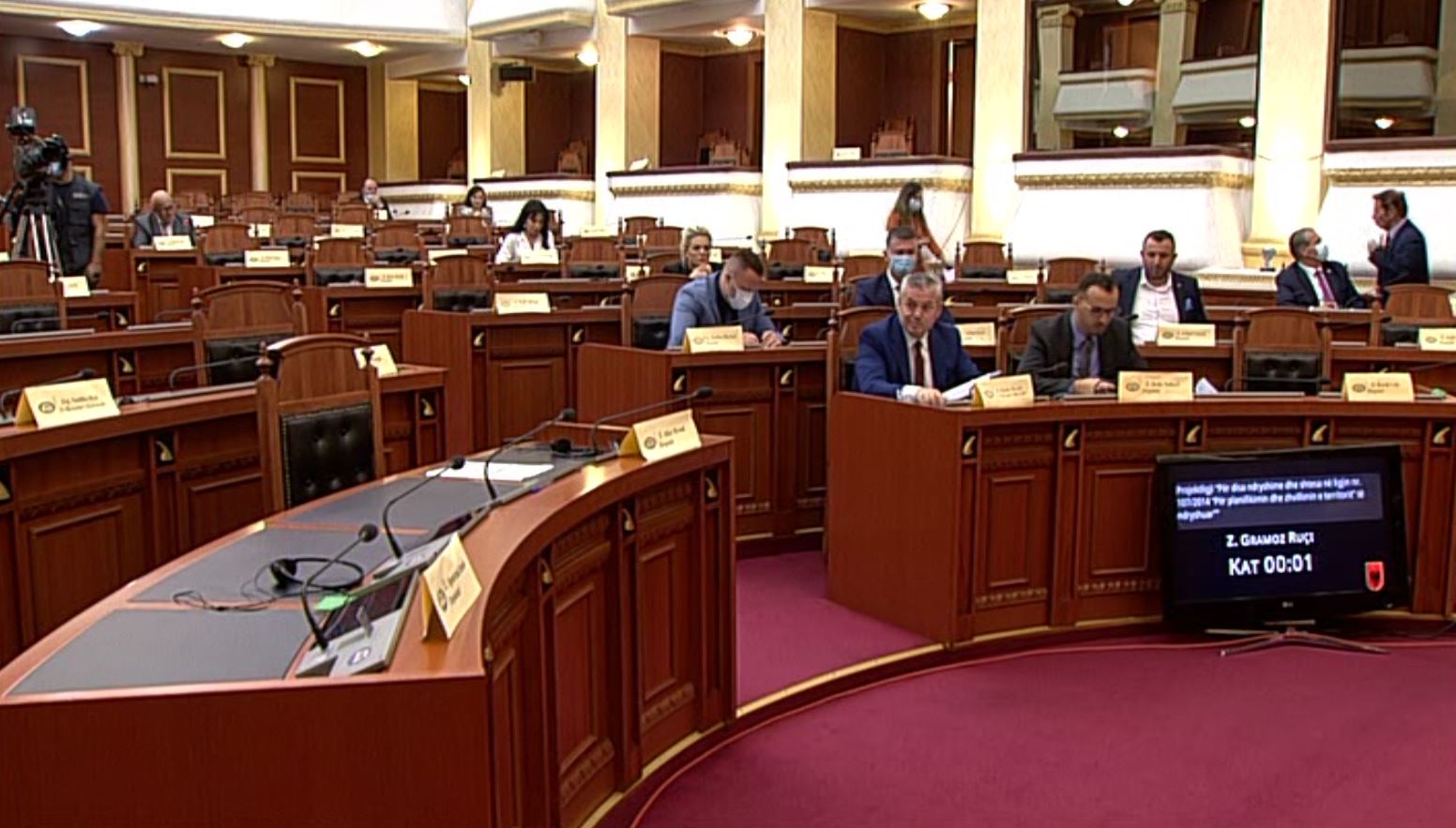 Marrëveshja me SHBA-në dhe disiplinimi i ndërtimeve pas tërmetit, çfarë votoi sot Kuvendi