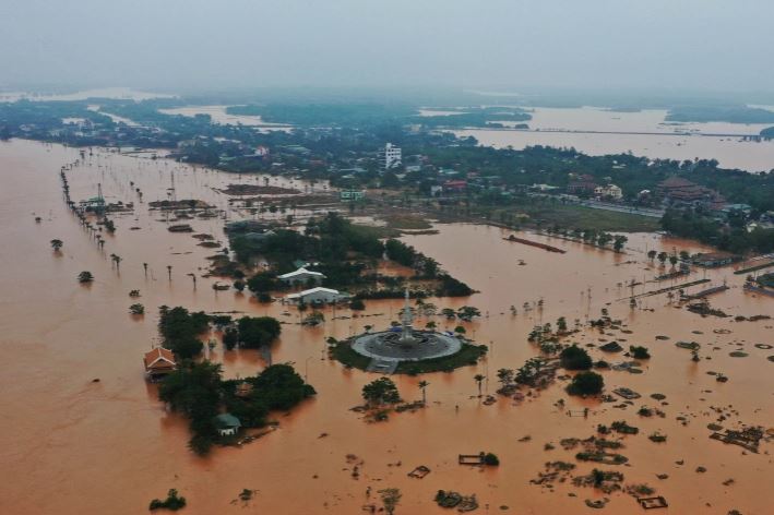 Moti i keq, 22 ushtarë në Vietnam rezultojnë të zhdukur