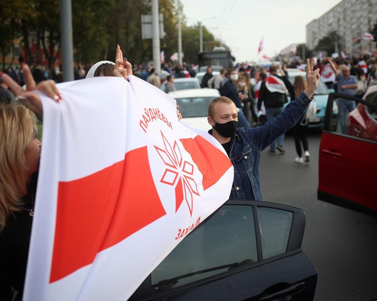 Protetsat anti-qeveritare, dhjetëra protestues e gazetarë arrestohen në Minsk