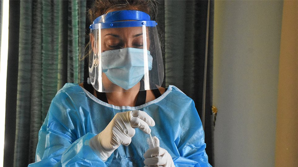 Konfirmohen 436 raste të reja me koronavirus në Greqi, 6 humbje jete