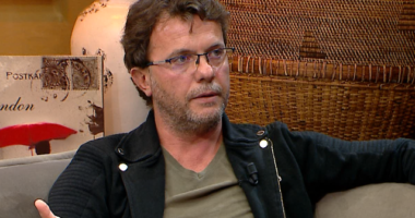 Femra gjysmë lakuriq? Shpërthen Laert Vasili: Ja pse prostitucioni është në nivele të larta