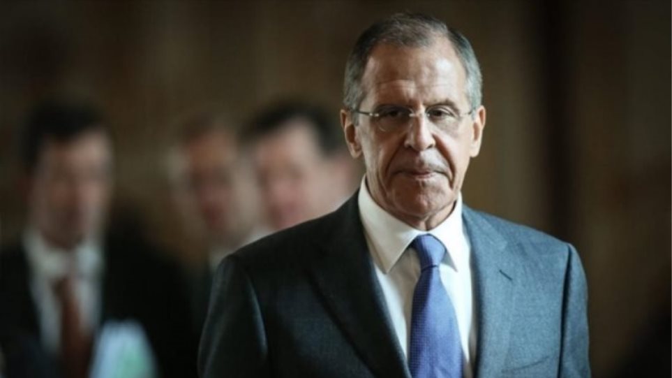 Ministri rus Sergei Lavrov viziton Greqinë, takim me Nikos Dendias