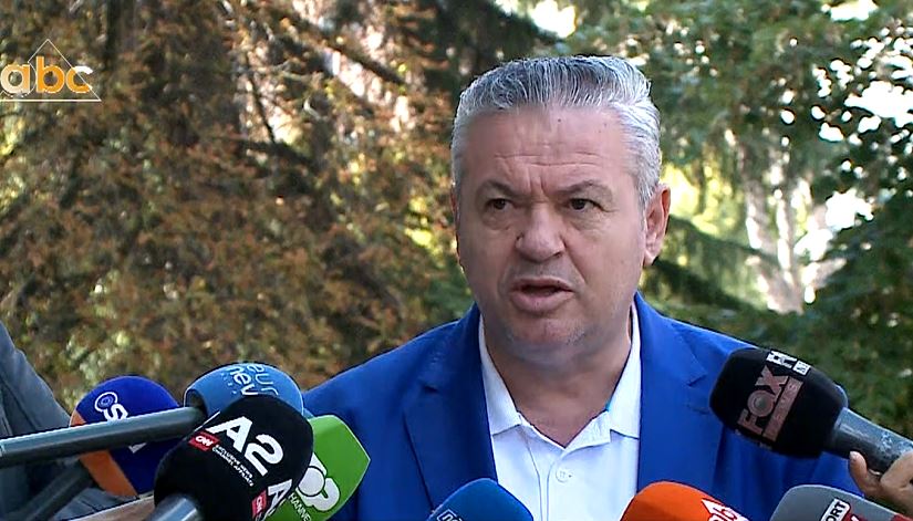 Murrizi tregon “prapaskenat” në Këshillin Politik: Rrinë kot, po zihen për një letër