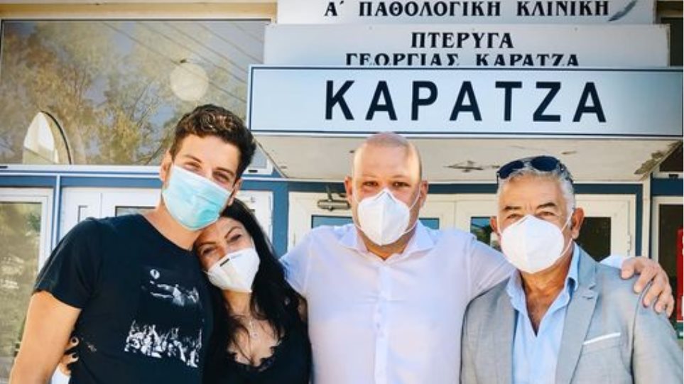 Ministri grek video-telefonatë me të riun që u intubua pas infektimit me Covid-19