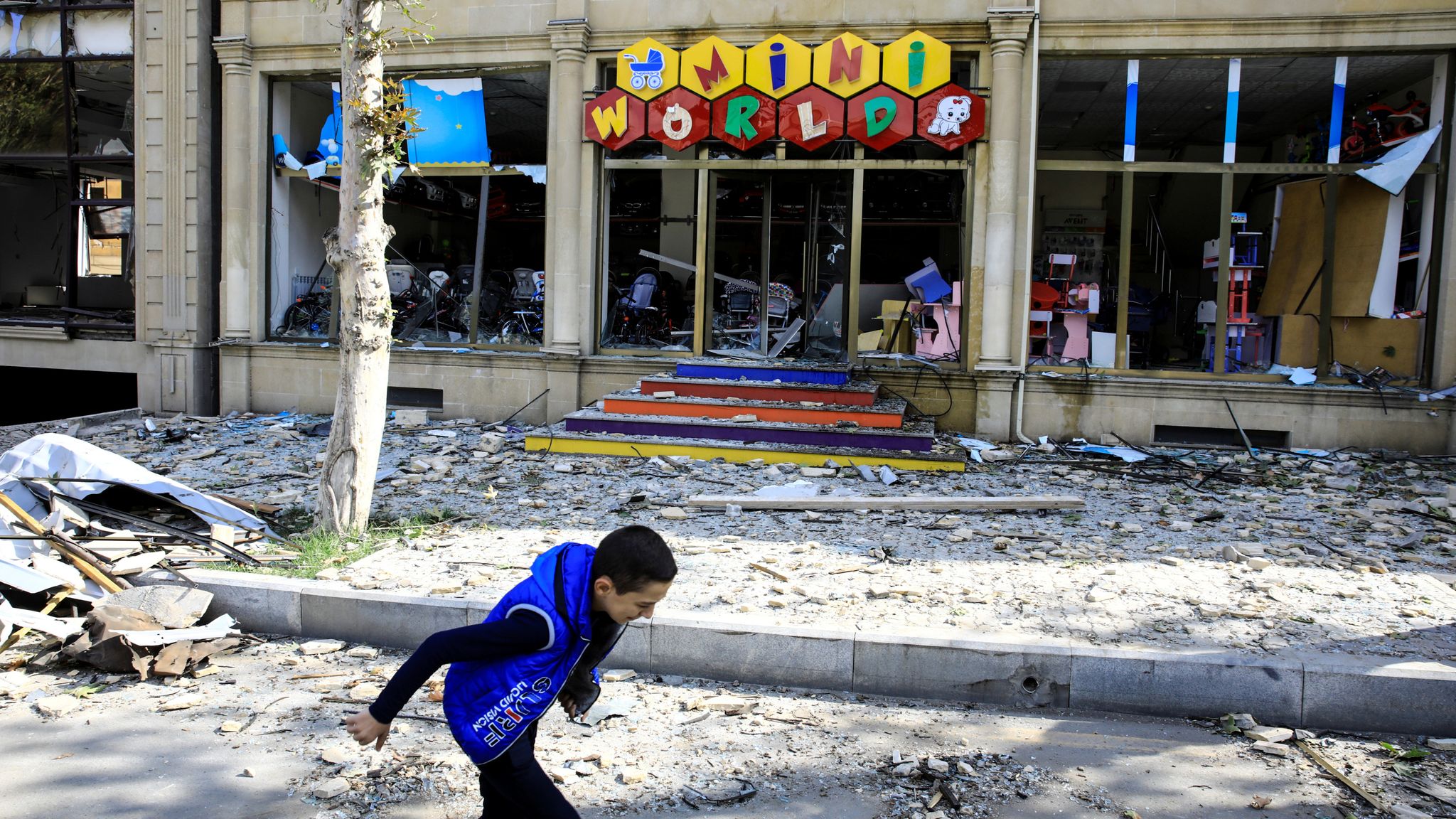 Azerbajxhani sulmon bazën e lëshimit të raketave në Armeni