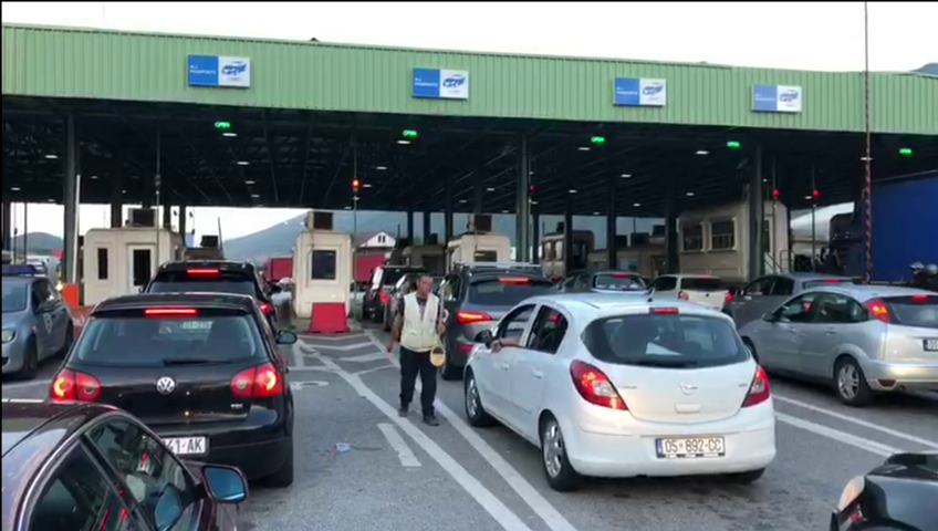 Shtetasit e këtyre 16 vendeve nuk mund të hyjnë në Kosovë pa test PCR