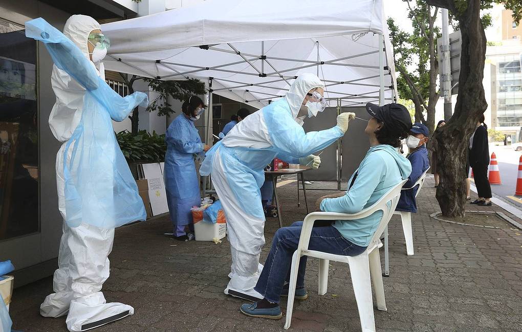 OBSH: 3.3 milion raste me Covid-19 në një javë, gjysma në Europë