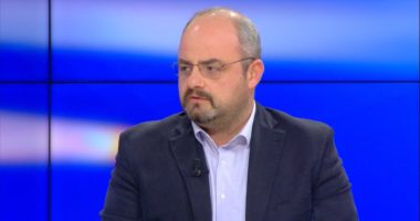 Deklaratat e Vuçiç për luftë, Abazi në ABC: Serbia po përgatitet të zhvillojë industri ushtarake në Kosovë