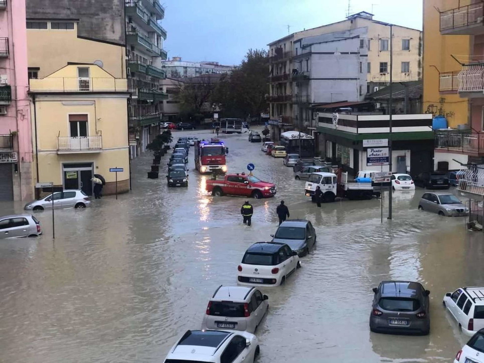 Stuhia godet qytetin në Itali, kryetari i Bashkisë Crotone-qytetarëve: Mos dilni nga shtëpitë