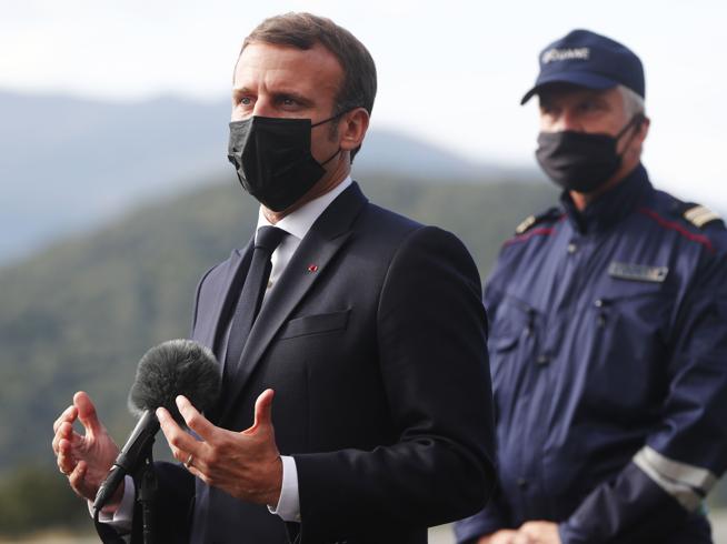 Schengen ka probleme, Macron duhet të bëjë reformat përkatëse