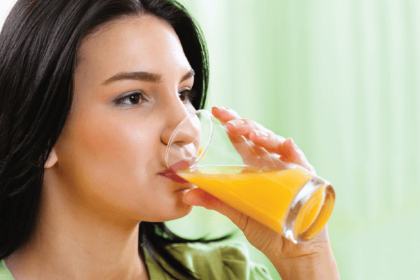 Tre arsye për të pirë lëng natyral portokalli çdo ditë
