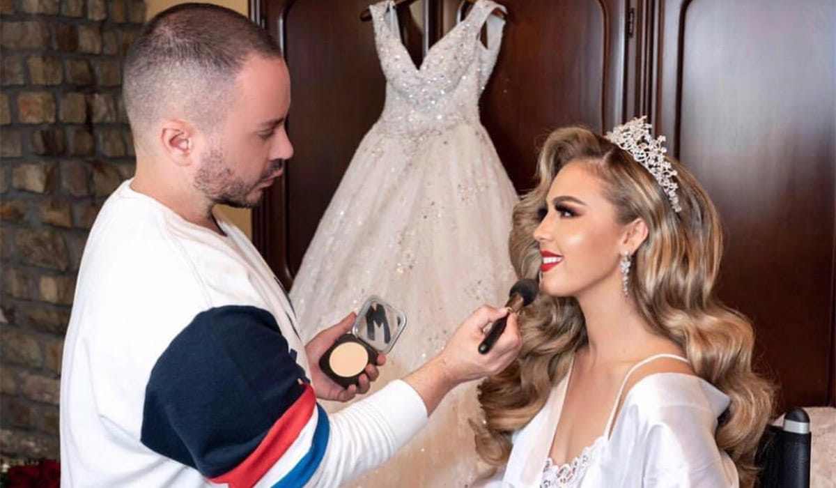 “Më pëlqente të luaja me kukulla”, make-up artist shqiptar tregon si i lindi dëshira për profesionin