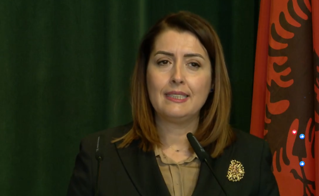 Shqipëria nënshkruan marrëveshjen me OBSH, Manastirliu: Kemi përballë 3 skenarë për Covid-19