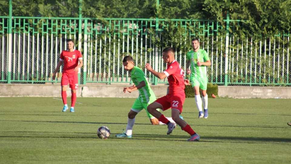 Superiore U21/ “Manita” e Bylisit ndaj Apolonisë, Tirana mposht Laçin