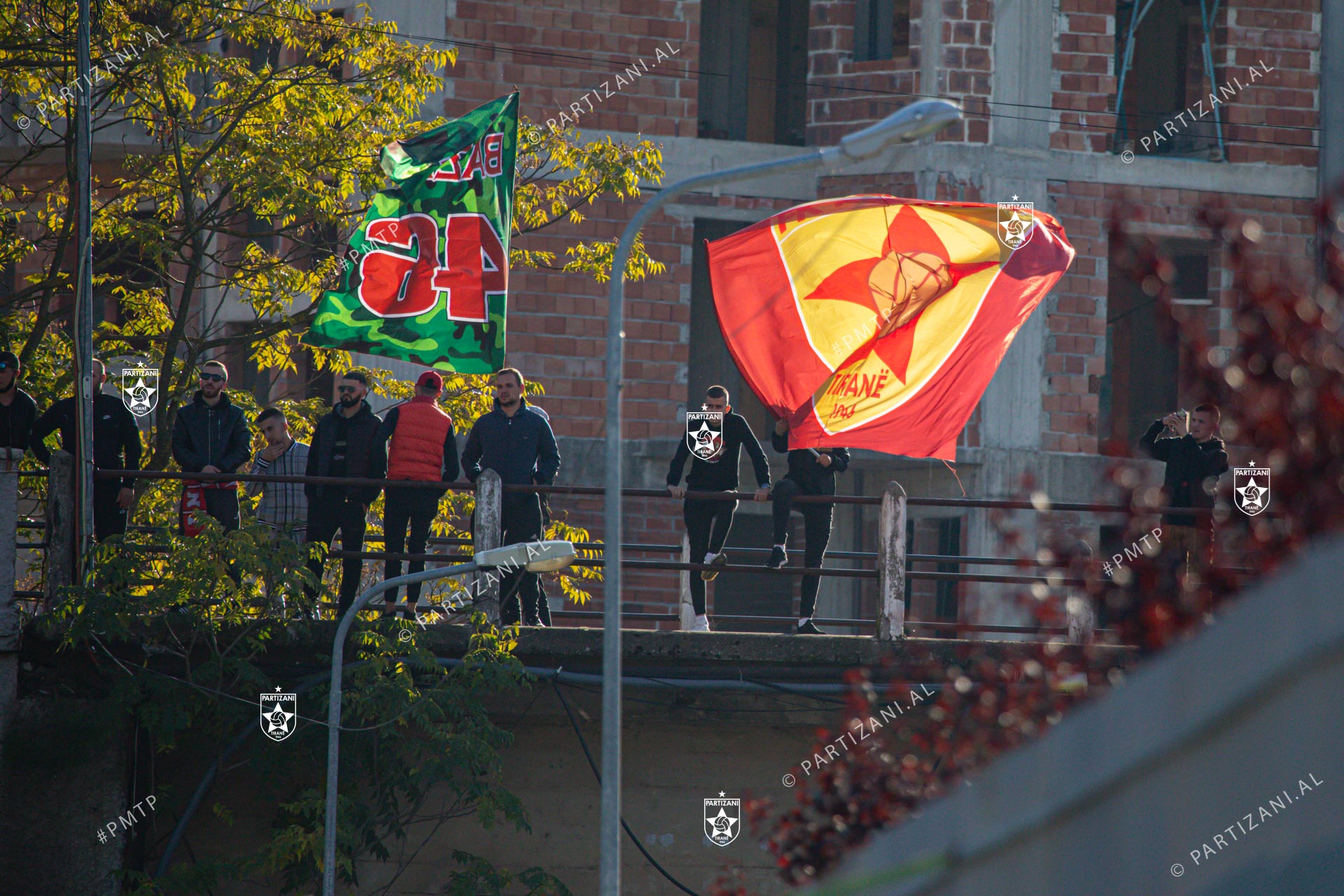 Humbja e Partizanit dhe ankesat e drejtorit, “Guerrils” kritika Ramës