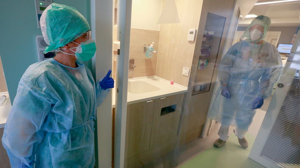 Rekord negativ të infektuarish në Greqi, rritet numri viktimave nga Covid