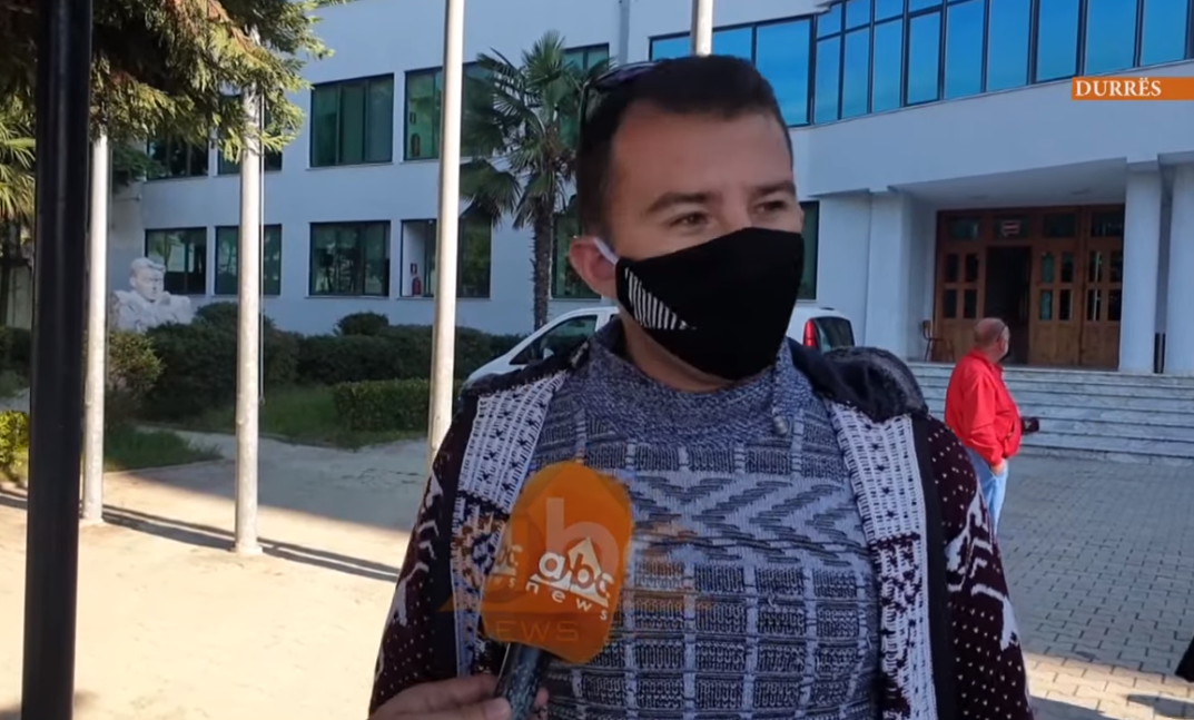 Mësim online apo në klasë? Flasin studentët e universiteteve të qyteteve të vendit