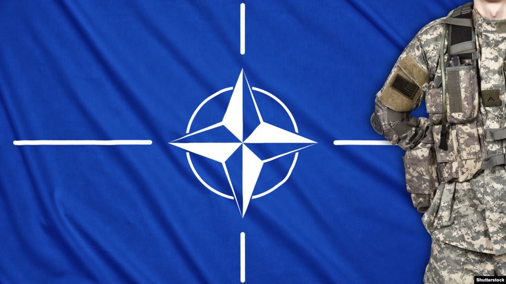 Serbia kërcënoi me luftë, NATO reagon pas deklaratës së Vuçiç: Mbështesim dialogun