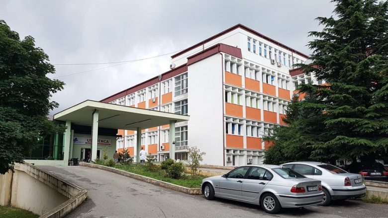126 pacientë me COVID-19 në spitalin e Pejës, 16 prej tyre në gjendje të rëndë