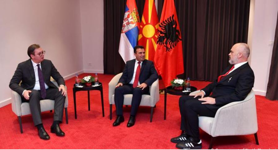 Albania and Serbia sign deal on freedom of movement