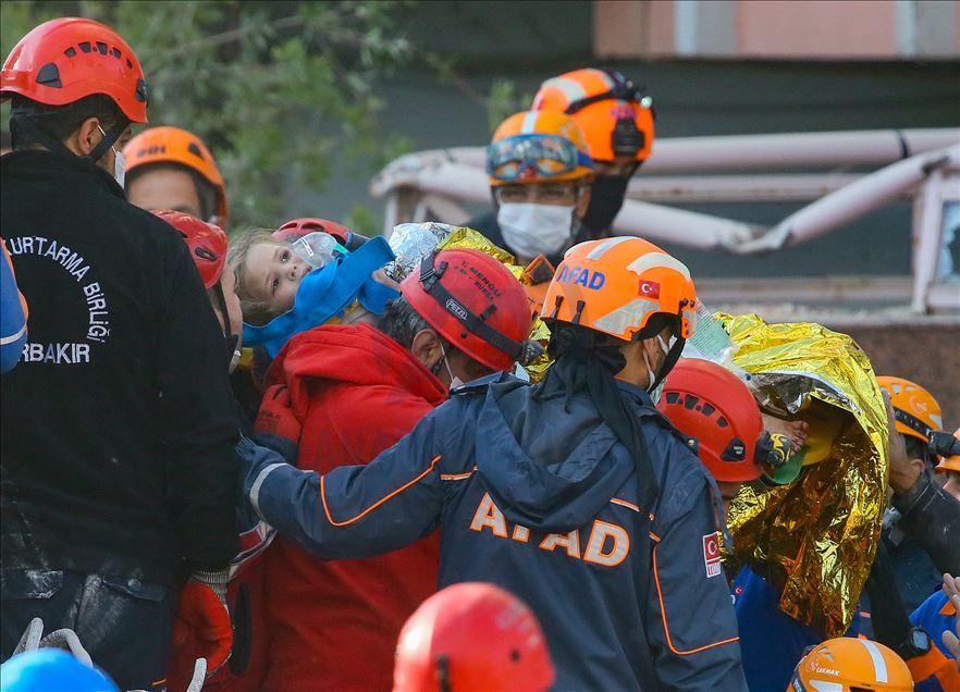 Ndodh mrekullia, 4 vjeçarja nxirret pas 91 orësh nga rrënojat në Turqi