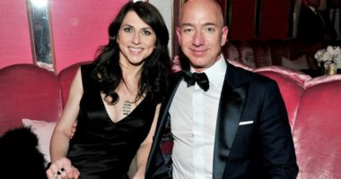 Ish gruaja e themeluesit të Amazon dhuron miliarda dollarë për bamirësi