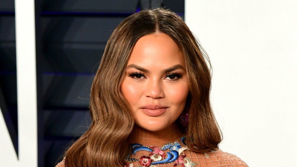 Pas humbjes së fëmijës, Chrissy Teigen merr vendimin e rëndësishëm