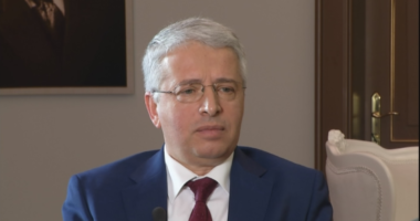 Me Hamasin apo me Europën?