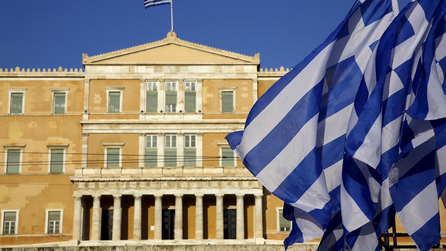 Greqia shtyn afatin e lejeve të qëndrimit për emigrantët