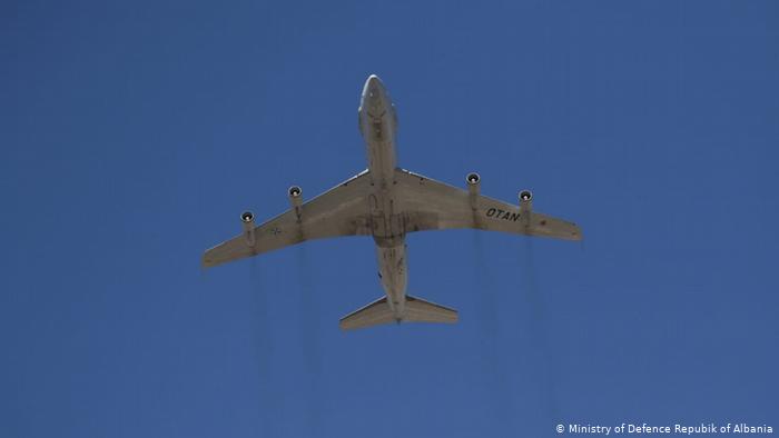 Më shumë avionë të NATO-s në ajër për shkak të avionëve rusë