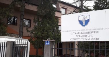 ZYRTARE/ Kushtetuesja rrëzon qeverinë Hoti, Kosova shkon në zgjedhje