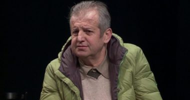 Kiço Londo lirohet nga detyra e drejtorit të Teatrit Eksperimental, e zëvendëson Altin Basha