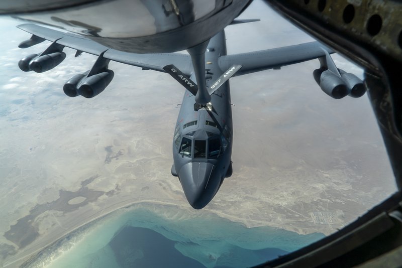 Dy bombardues amerikan kanë fluturuar mbi Gjirin Persik